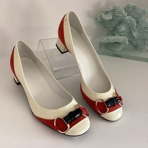 NWT Gucci  Horsebit Accent Patent Leather & Suede Pumps Red & off White 7.5